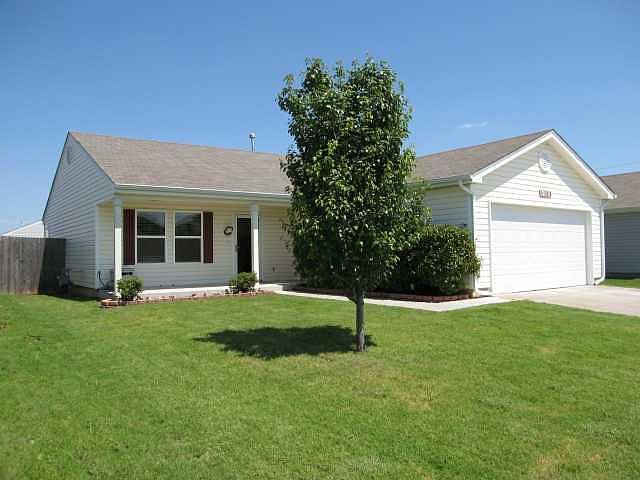 1st image of 15616 Lily Garden Ln