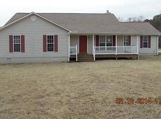 555 Crews Store Rd, Bruceton, TN 38317