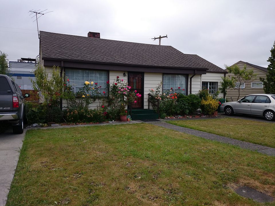 1st image of 4820 Columbia Dr S