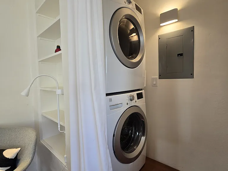 619 N Jerrie Ave — Photo 11