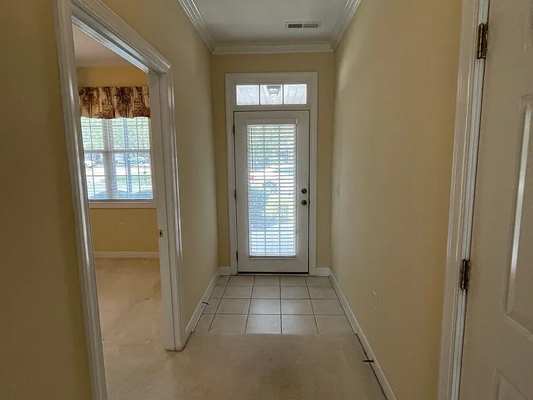 5006 Carleton Dr #113 — Photo 7