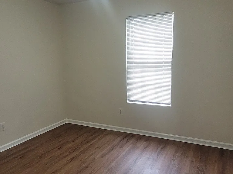 3594 Russelwood Dr — Photo 11