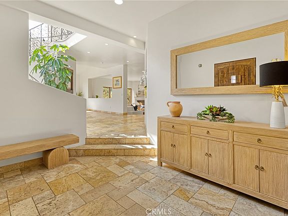 3rd image of 4322 Escondido Dr