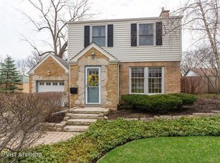 407 E Austin Ave, Libertyville, IL