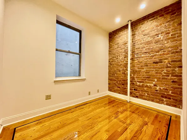 59 West Tenth Street image 1 of 14