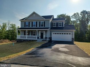 414 Basin Dr, Inwood, WV 25428