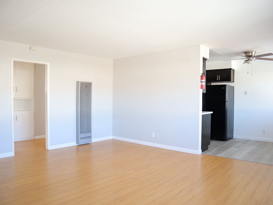 1st image of 317 E Hazel St #8-H