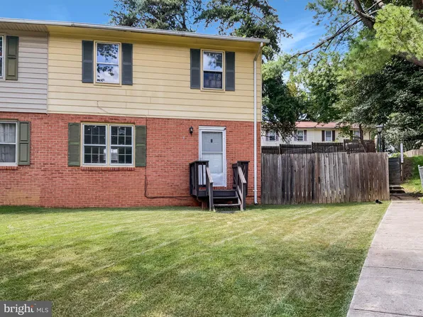 8 Birch Ln, Stafford, VA 22554