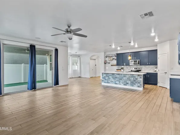 8916 W JEFFERSON Street, Tolleson, AZ 85353