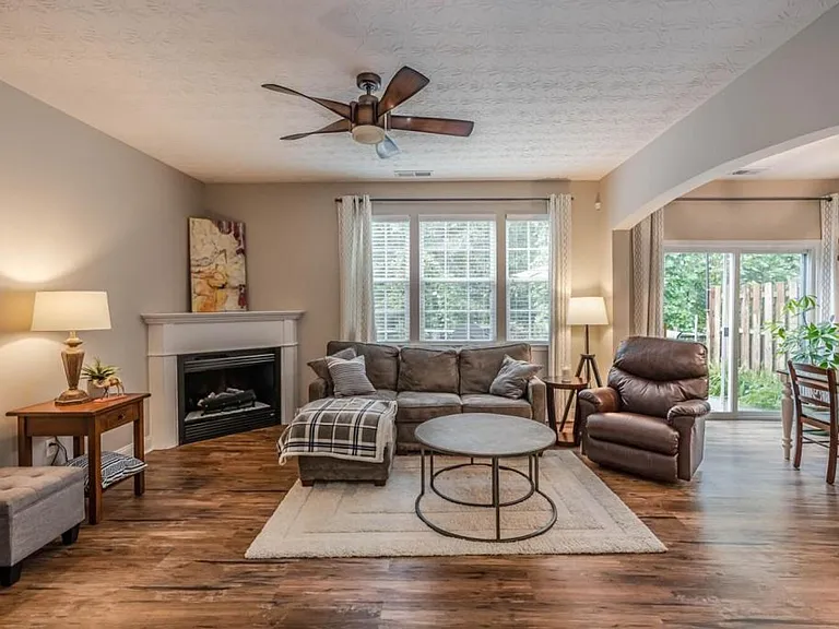 4163 Baker Station Ct — Photo 9