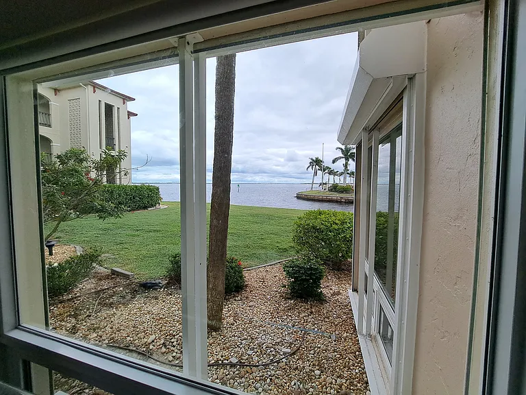 1 Colony Point Dr — Photo 19