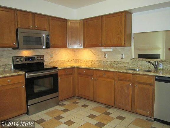 3rd image of 15014 Bridgeport Dr