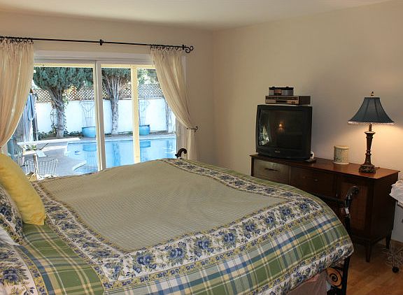 4th image of 2471 Twyla Ct