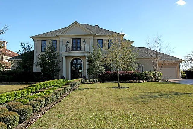 2nd image of 11611 Versailles Lakes Ln