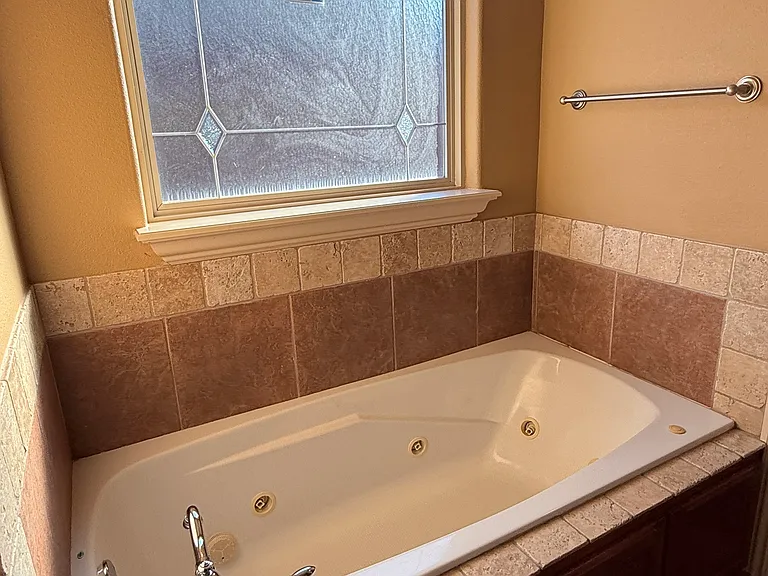 2601 SW Azalea Ave — Photo 33