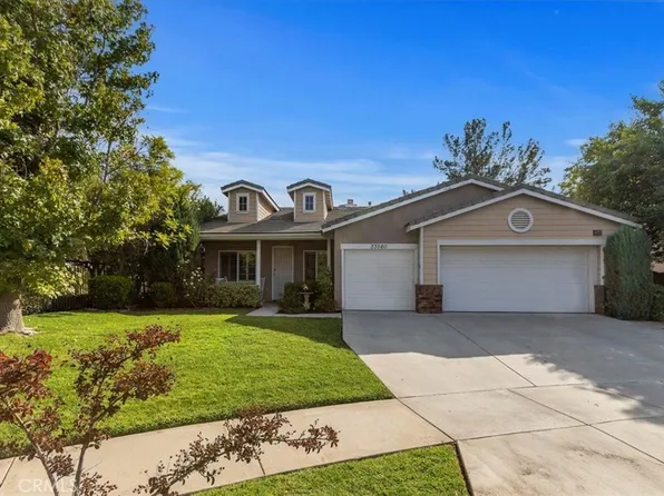 33560 Honeysuckle Ln, Murrieta, CA 92563