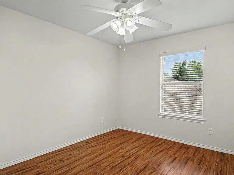 2615 Atwood Glen Ln — Photo 12