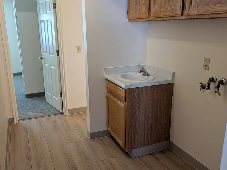 164 Pioneer Ave #104 — Photo 6