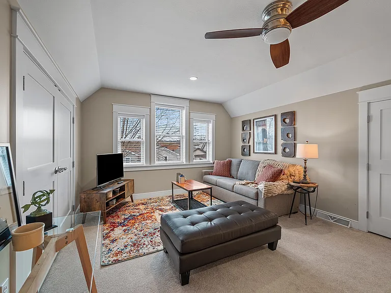 706 Ivy St #2 — Photo 31