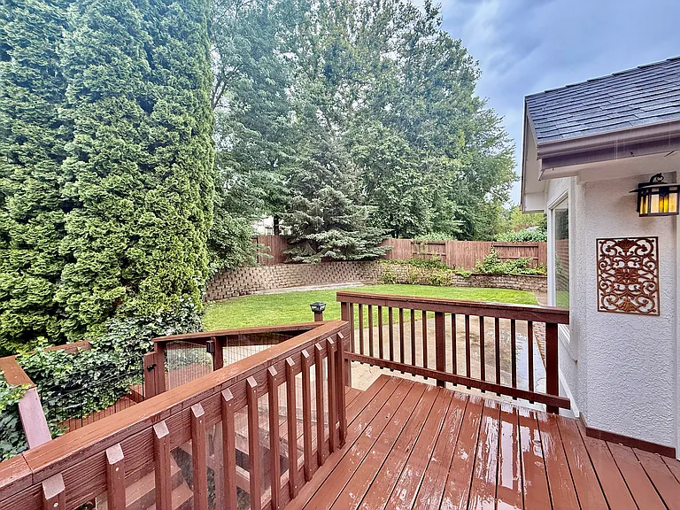 1774 N Sevenoaks Way — Photo 34