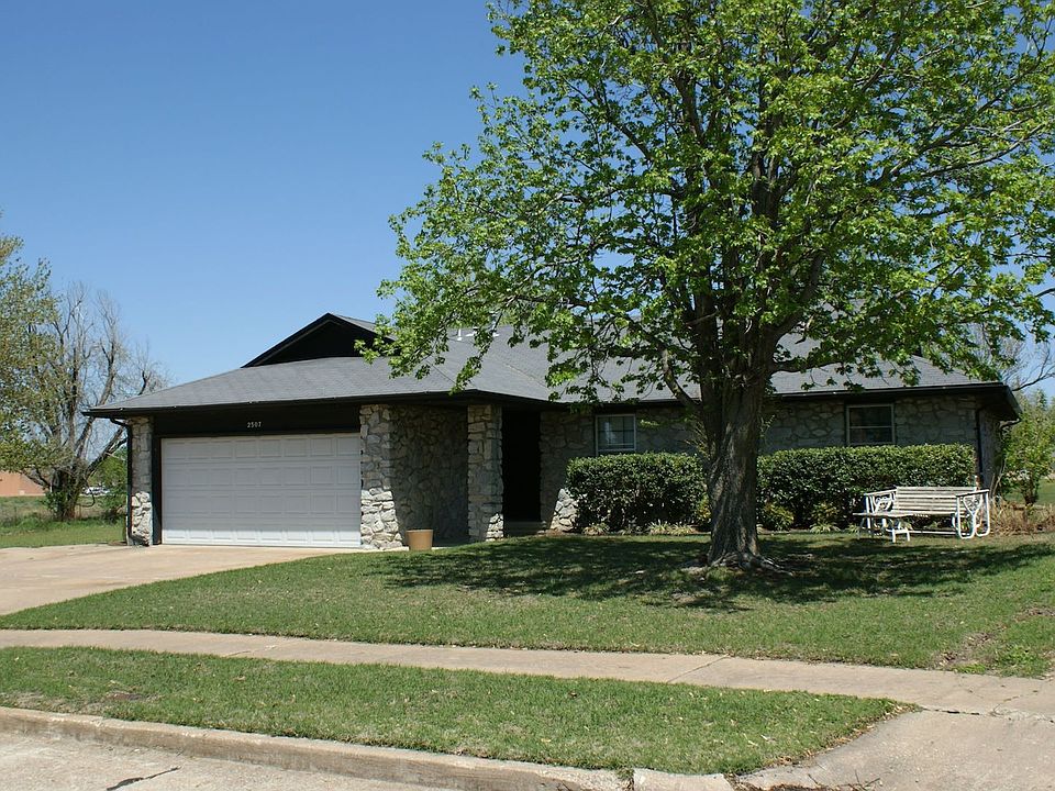 Large Lot on Quiet Street