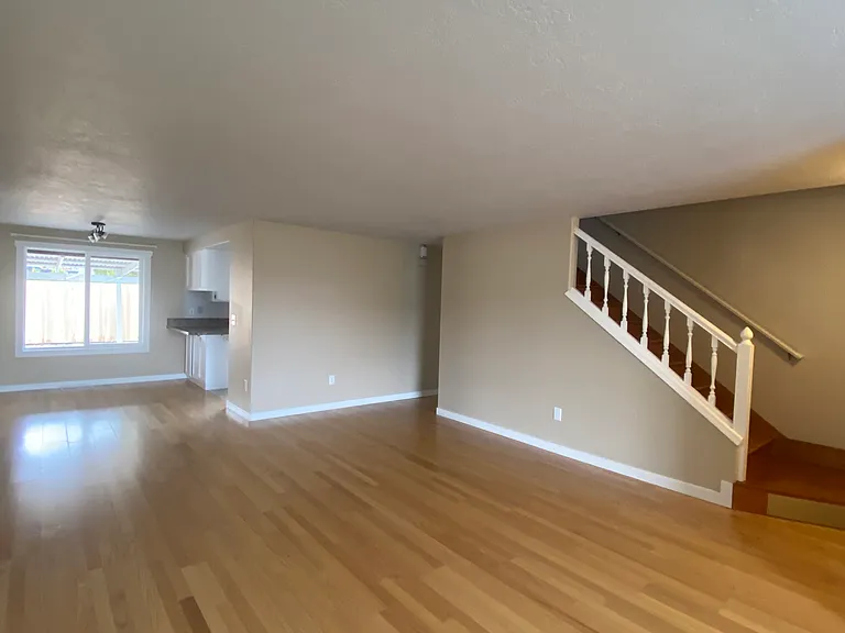 4838 Ward Dr NE — Photo 3