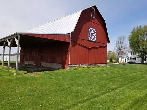 3rd image of 13600 Township Road 198