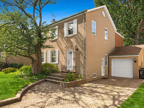 6718 N Jean Ave, Chicago, IL 60646