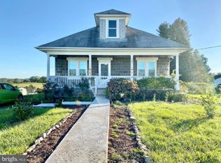 192 Nipetown Rd, Martinsburg, WV 25403