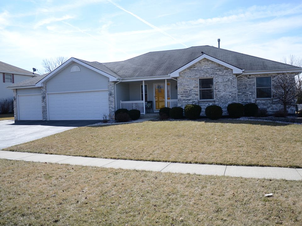 1st image of 930 Louise Ln