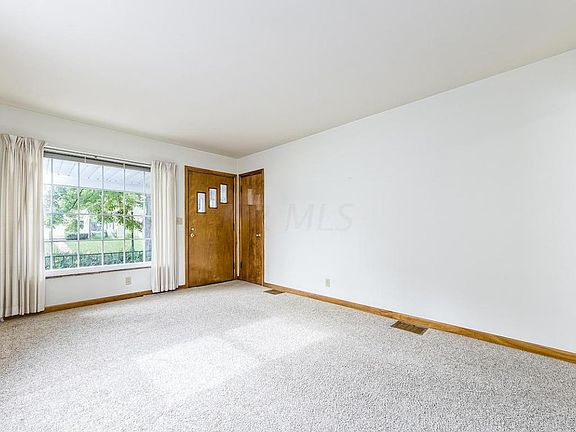 4th image of 812 Binns Blvd