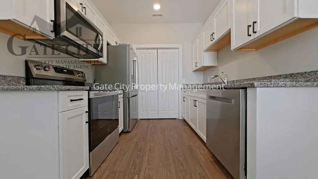 540 Wallburg-High Point Rd, Unit B, — Photo 3