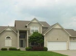 404 NE Emerald Dr, Lees Summit, MO 64064