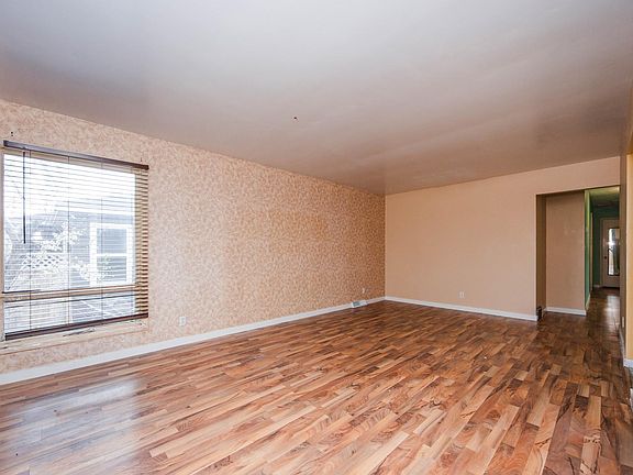 5th image of 313 Elizabeth St