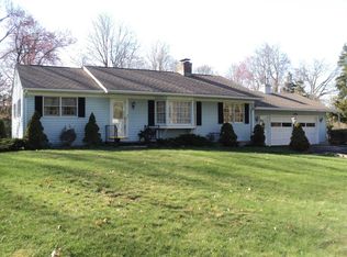 34 Colburn Dr, Poughkeepsie, NY 12603