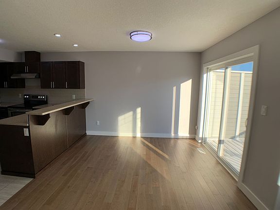 4th image of 284 Shalestone Way #37