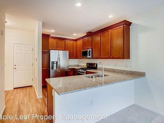 2nd image of 4905 Shattuck Pl S #Bb102