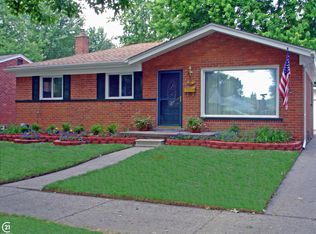 27669 Palmer Blvd, Madison Heights, MI