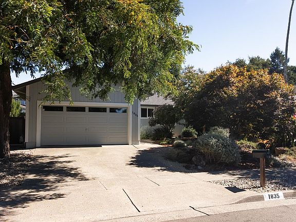 2nd image of 1835 Bancroft Drive