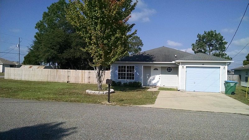 1st image of 112 Aqua Dr