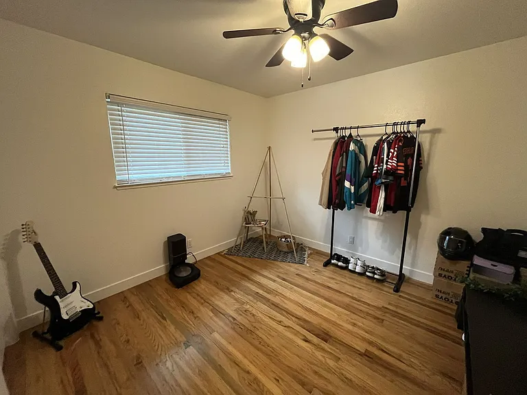 8342 Hillgrove St — Photo 20