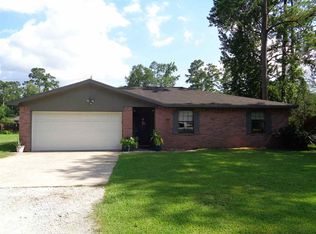 1666 Bluebonnet St, Vidor, TX 77662