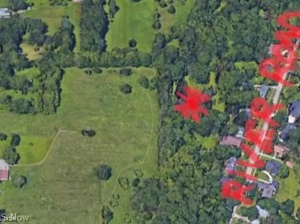 River Rd, Olmsted Falls, OH 44138