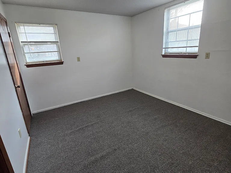 2601 Quail Dr #6 — Photo 3
