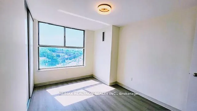 21 Vaughan Rd #1602 — Photo 5