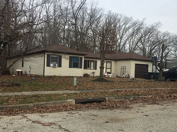 3rd image of 109 Karen Dr