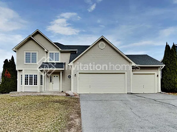 1933 Mathias Rd, Shakopee, MN 55379
