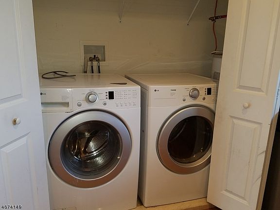 4th image of 191 E Passaic Ave #2