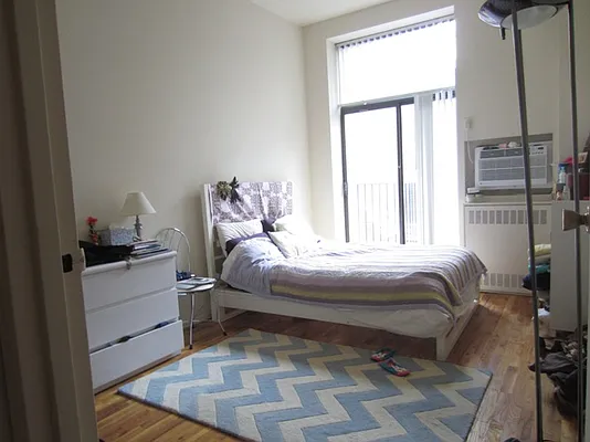 Rented by City Connections Realty | media 6