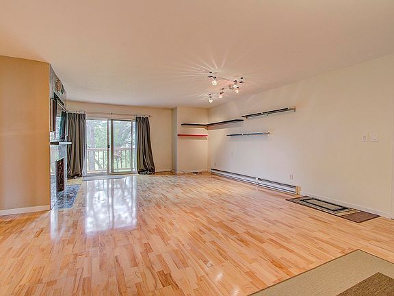 3rd image of 10615 N Ivy Ct Unit 47